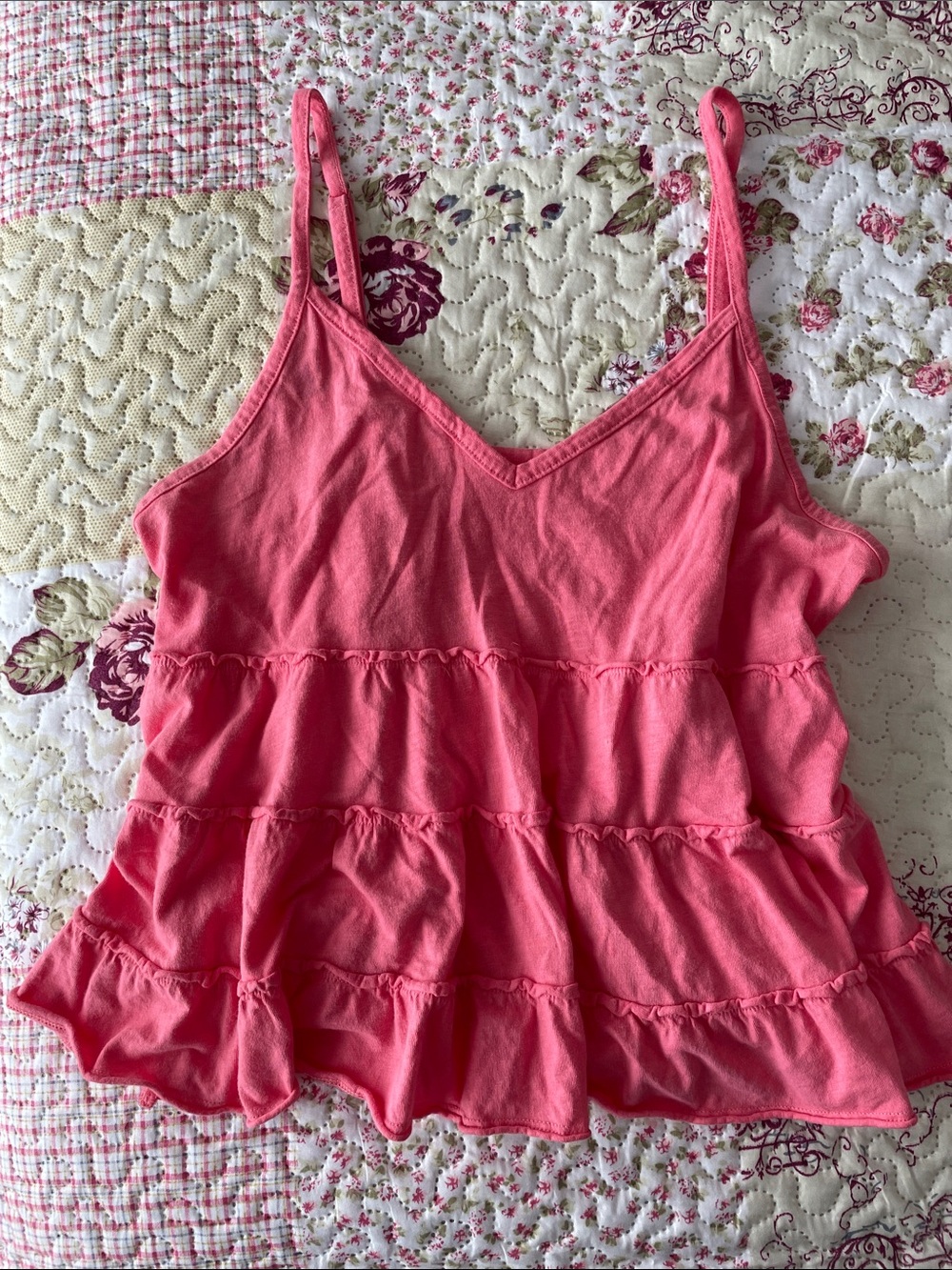 American Eagle Pink Ruffled tank Top - Picture 2 of 5